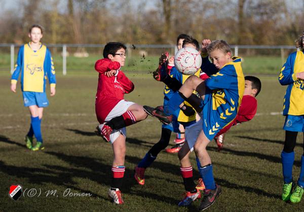 06-12-2014 VV Kerkwijk-N.I.V.O.-Sparta 2-3 vr.